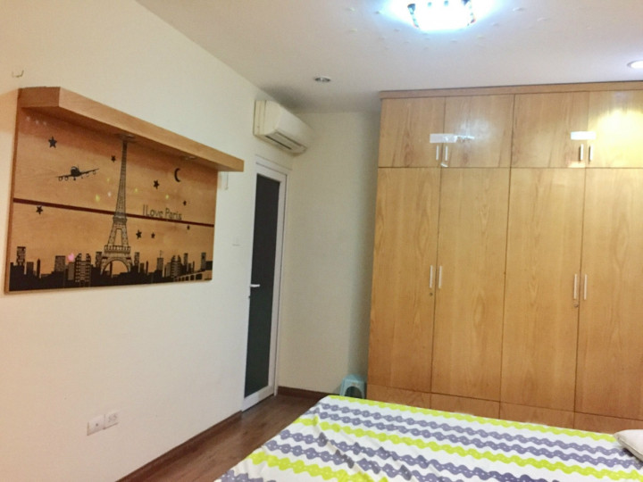 Bán căn hộ chung cư 173 Xuân Thủy, Cầu Giấy, Hà Nội. Full nội thất, 3PN, 2WC, giao dịch nhanh.