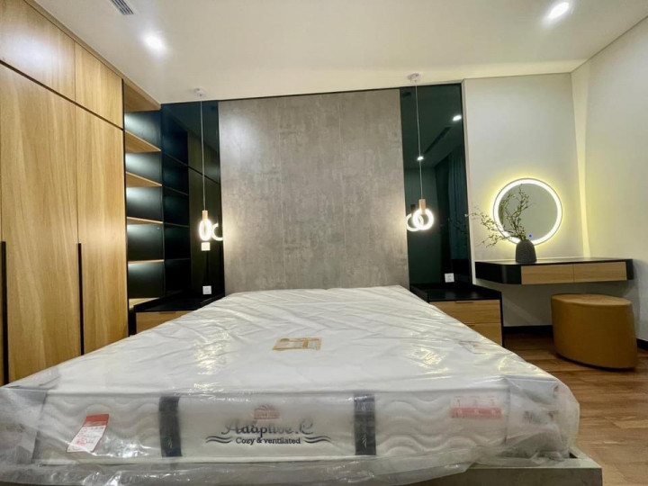 Cho thuê cc Discovery Cầu Giấy, 94m, full đồ đẹp , 18 triệu