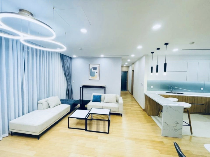 BÁN GẤP căn 2 ngủ RẺ NHẤT THỊ TRƯỜNG chung cư Indochina Cầu Giấy, full đồ Chỉ 9.5 tỷ, có lốt oto