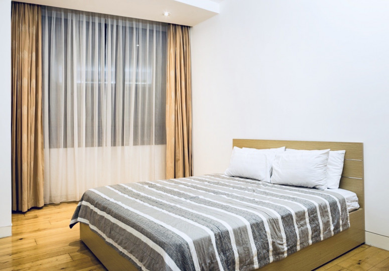 CHO THUÊ NHANH CĂN HỘ 100m,  Discovery Complex 302 Cầu Giấy CHỈ 17.5 triệu