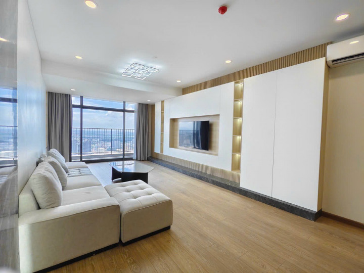 Cam kết giá tốt nhất, quỹ căn cho thuê tại Discovery Complex từ 2 - 3 - 4 PN. LH: 0971923638