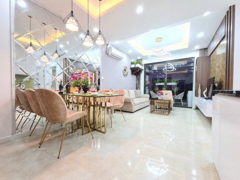Cho thuê chung cư C2 Vinhome D'Capitale Trần Duy Hưng căn 2PN full nội thất giá 16tr