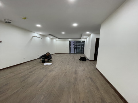 Cho thuê CC Vinhome Green Bay - Mễ Trì căn 2PN Cơ Bản Giá 11tr