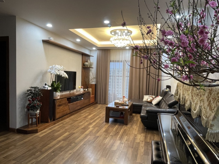 Sang tên nhanh căn hộ Goldmark City Hồ Tùng Mậu, Tòa R1, 3 phòng ngủ, full nội thất giá chỉ 6.3 tỷ