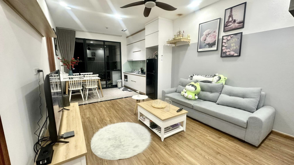 Chính chủ sang tên nhanh căn hộ 2PN 2WC tại Iris Garden giá công khai 2,45 tỷ. Lh ngay: 0815908914