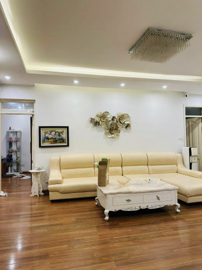 Cần tiền đầu tư bán nhanh căn 2 ngủ chung cư Indochina Cầu Giấy, full đồ Chỉ 9.6 tỷ