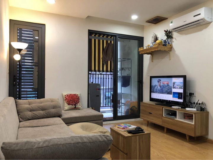 Cho thuê căn hộ 2PN tại The Garden Hills 99 Trần Bình, 80m2, đủ đồ giá 12 tr/th. Lh: 0965415658