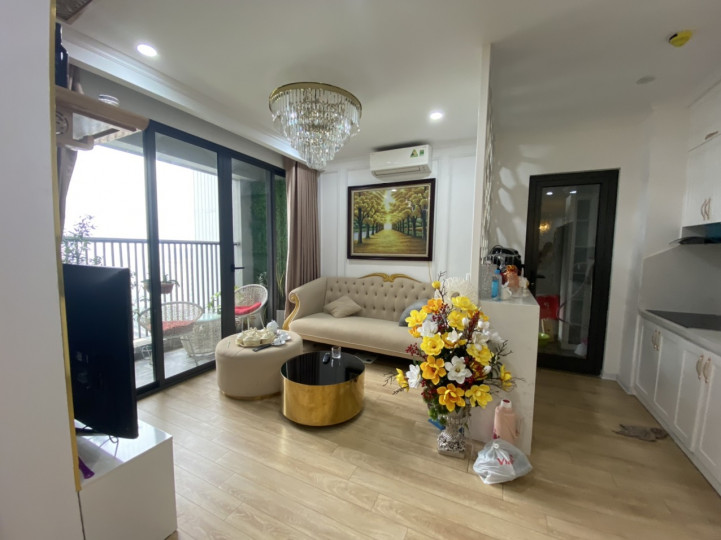 Cho thuê căn hộ Bonaza - Duy Tân . DT 97m2 ,3PN, 2VS . Giá 17tr/1 tháng