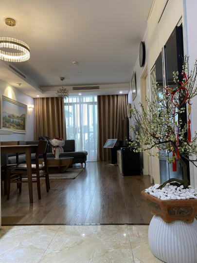 Cho thuê căn hộ chung cư cao cấp Sun Grand City Thụy Khuê. Diện tích căn hộ 95m². 2PN - 2VS. Full Nội Thất.