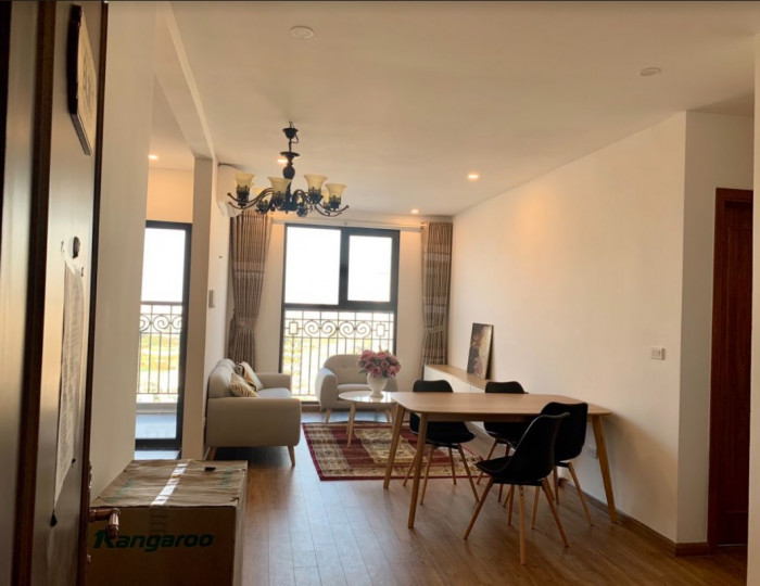 Cho thuê căn hộ The Emerald CT8 Mỹ Đình 2PN Full nội thất, có slot ô tô, LH xem nhà: 0815908914