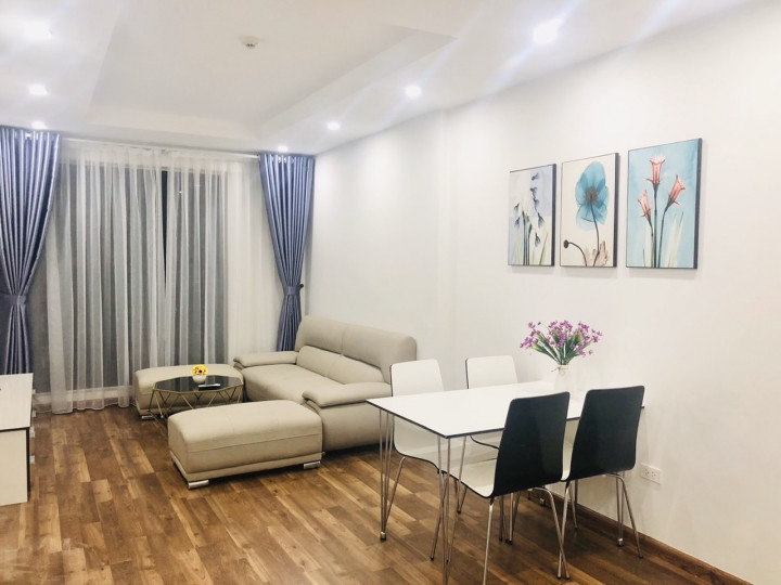 Chính Chủ Cho Thuê Chung Cư Discovery Complex 302 Cầu Giấy 2PN Full. LH 0971923638