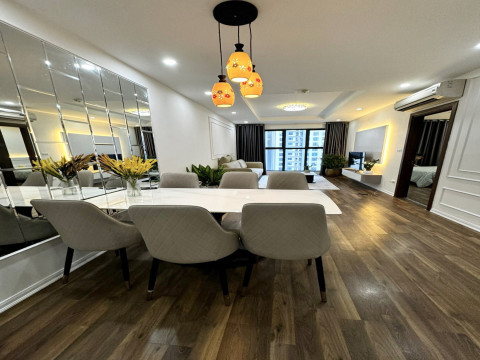 Cho thuê CC Vinhome Gardenia Hàm Nghi - Mỹ Đình căn 2PN full nội thất giá 14.5tr