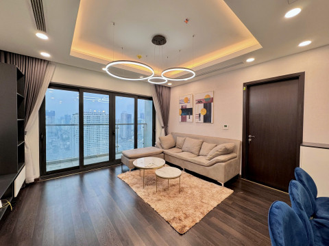 Chỉnh chủ cần bán gấp căn hộ Dolphin Plaza Mỹ Đình, Tòa Tháp 4, 3 phòng ngủ, 3 vệ sinh, Nội thất cơ bản. Liên hệ ngay Mr Chung: 0815908914