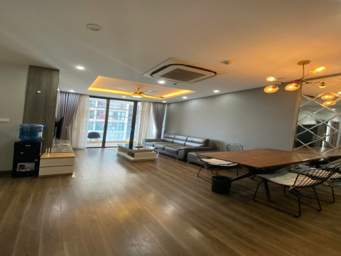 Vào luôn ạ! Cho thuê Vinhomes Sky Lake, 100m2, 3 ngủ, full nội thất đẹp, 27 tr/th. LH 0396582295
