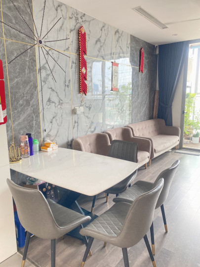Bán gấp cắt lỗ căn hộ 3pn 100m2 giá chỉ hơn 10 tỷ full nội thất chung cư The Nine số 9 Phạm Văn Đồng