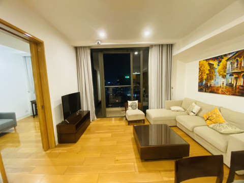 Cho thuê chung cư IPH Indochina 241 Xuân Thủy 2PN full đồ 98m2 giá 22tr/tháng. LH: 0966776462